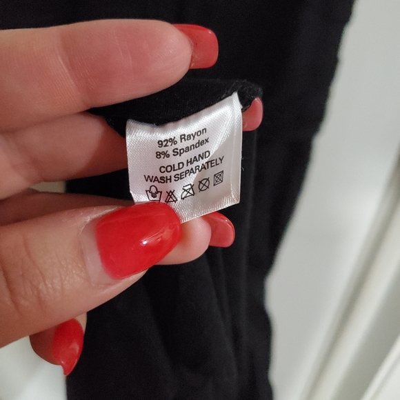 Black Dress - Picture 4 of 4